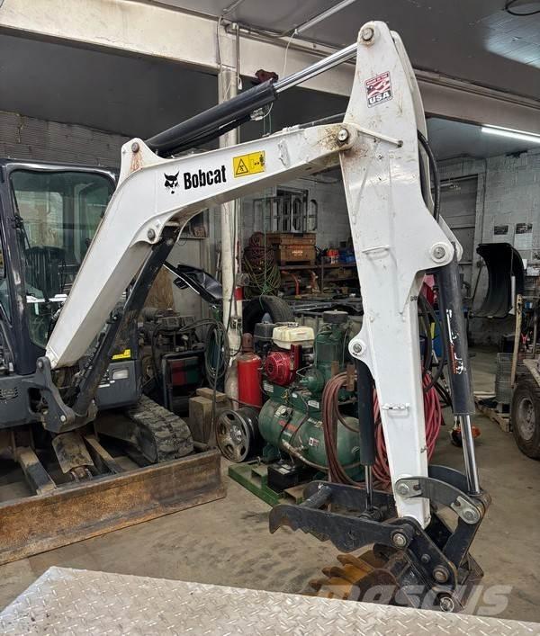 Bobcat E35I 履帶式 挖土機/掘鑿機/挖掘機