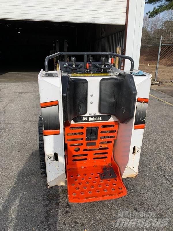 Bobcat MT100 推土機