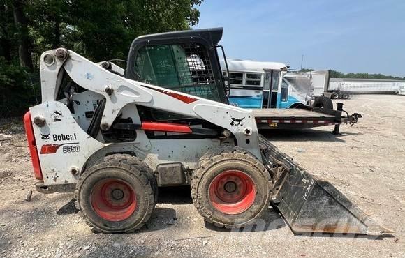 Bobcat S650 滑移轉向裝載機