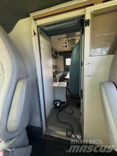 Chevrolet G3500 其他貨車