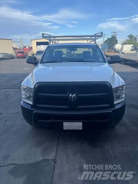 Dodge Ram 2500 救援車
