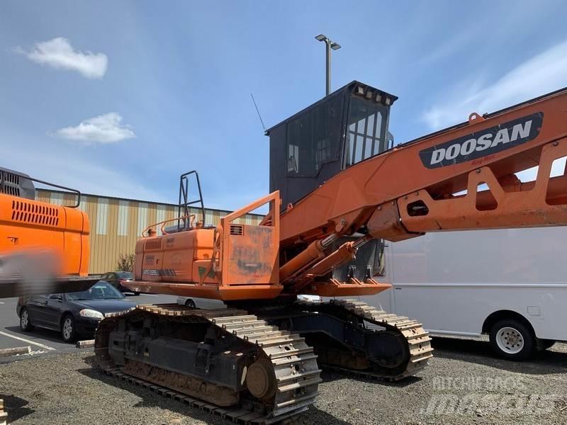Doosan DX225LL 林業其他機械設備