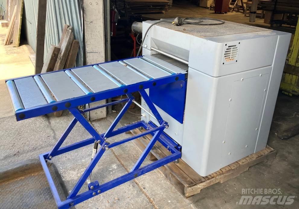  Felder D-951 林業其他機械設備