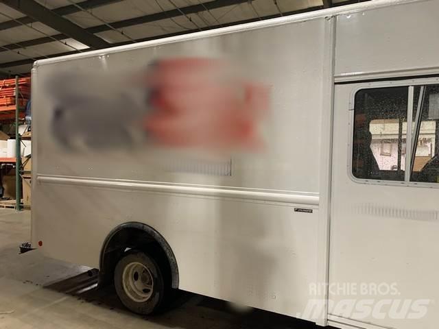 Ford E350 貨箱式卡車
