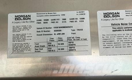 Ford P1000 F59 貨箱式卡車