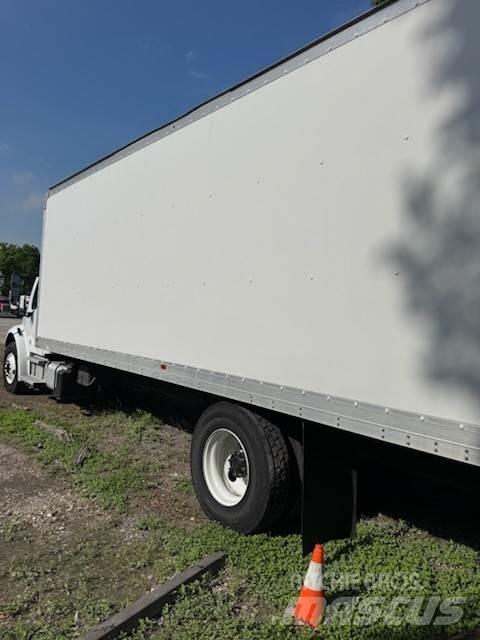 Freightliner M2 貨箱式卡車