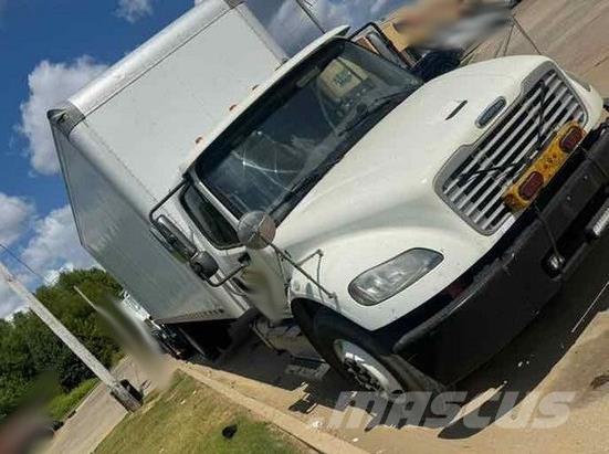 Freightliner M2 貨箱式卡車