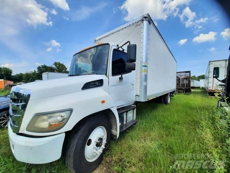 Hino 268 貨箱式卡車