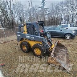 John Deere 320D 滑移轉向裝載機