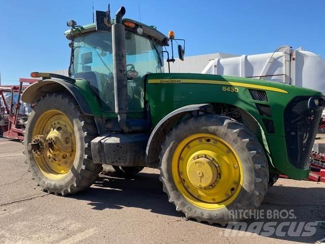 John Deere 8430 曳引機