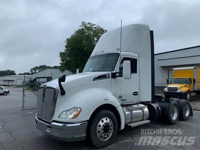 Kenworth T680 曳引機組件