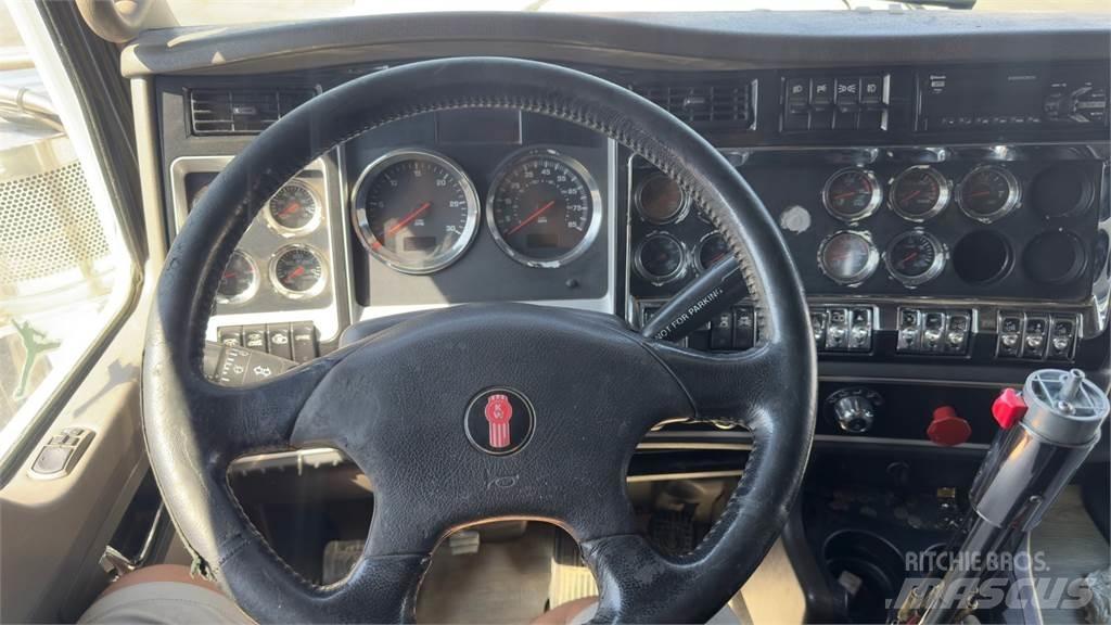Kenworth W900 曳引機組件