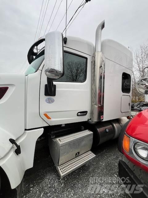 Peterbilt 567 曳引機組件