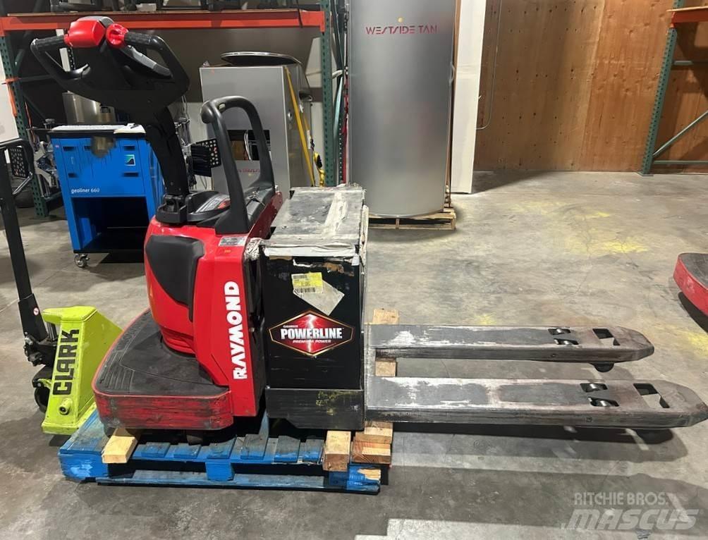 Raymond 8410 其他物料運輸工具