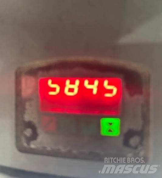 Raymond 8410 其他物料運輸工具