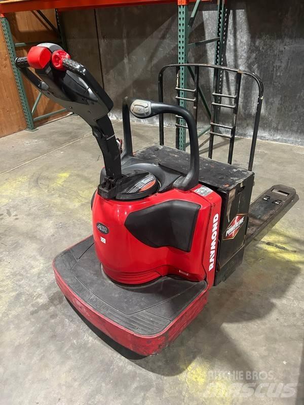 Raymond 8410 其他物料運輸工具