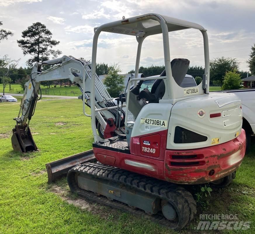 Takeuchi TB240 中型挖土機/掘鑿機/挖掘機 7t-12t
