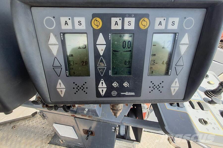 Wirtgen W 220 瀝青冷銑刨機/銑床
