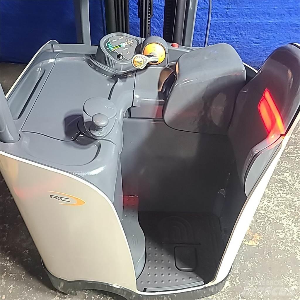 Crown RC5530-30 電動堆高機