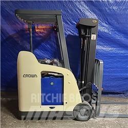 Crown RC5530C-30 電動堆高機