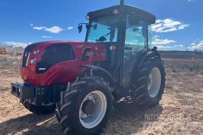 Valtra F105S 曳引機