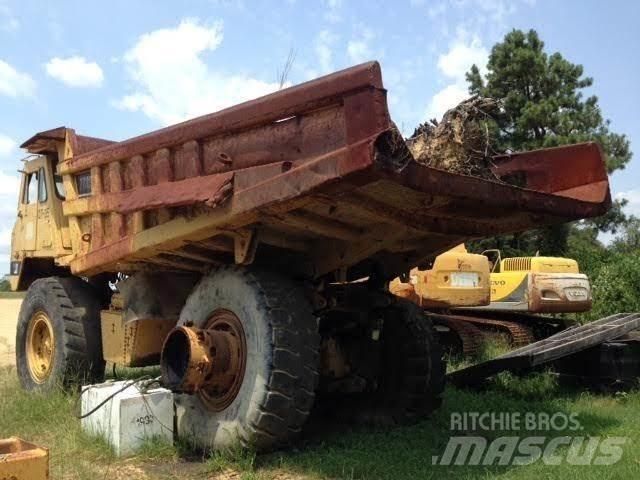 CAT 773B 鉸接式起吊車