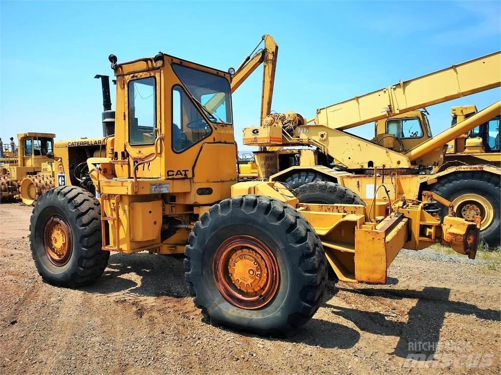 CAT 814 輪胎式裝載機