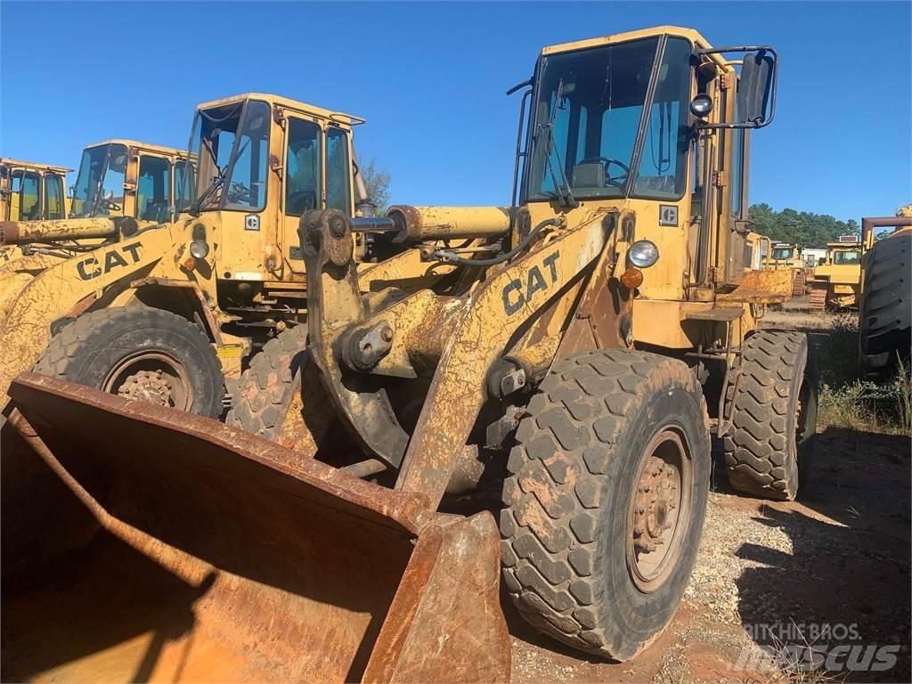 CAT 926E 輪胎式裝載機