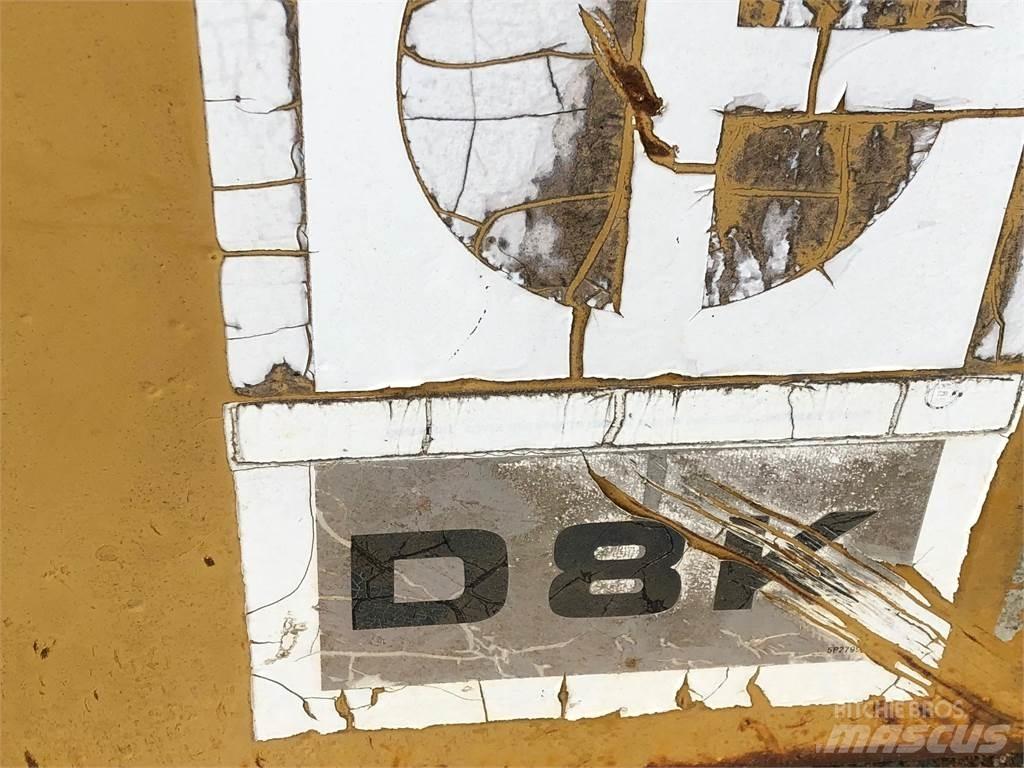 CAT D8K 駕駛室與內部