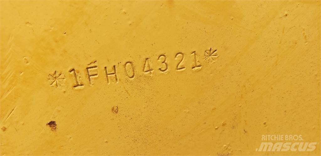 CAT D8R 鬆土機