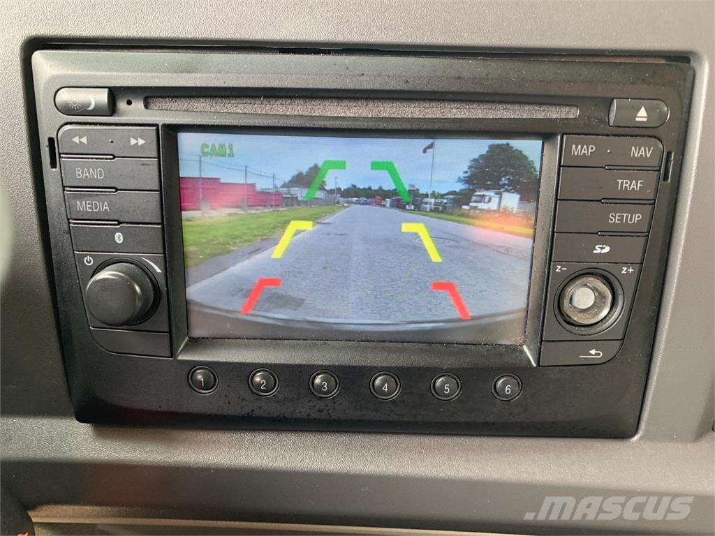 DAF LF210 4x2 FA 起重機卡車