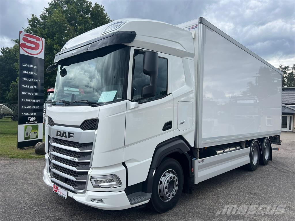 DAF XF480 FAS 6x2 貨箱式卡車