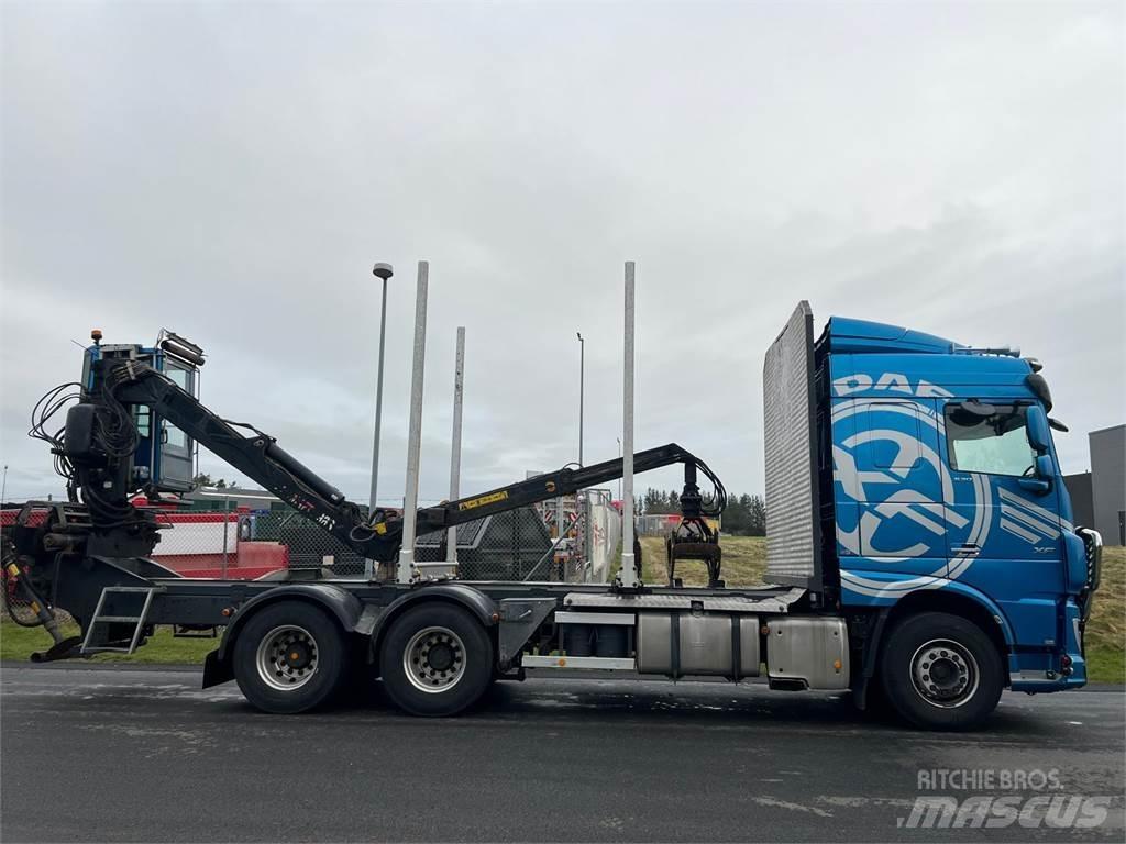 DAF XF530 FAT 6x4 木材貨車