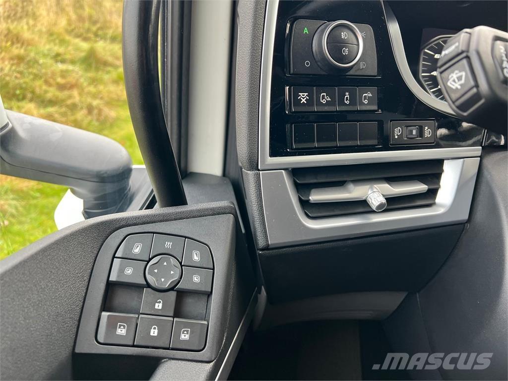 DAF XF530 FTS 6x2 曳引機組件