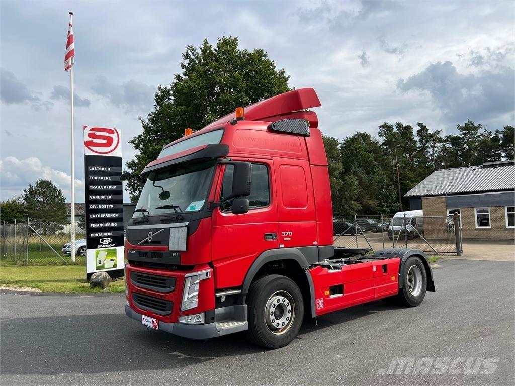 Volvo FM370 曳引機組件