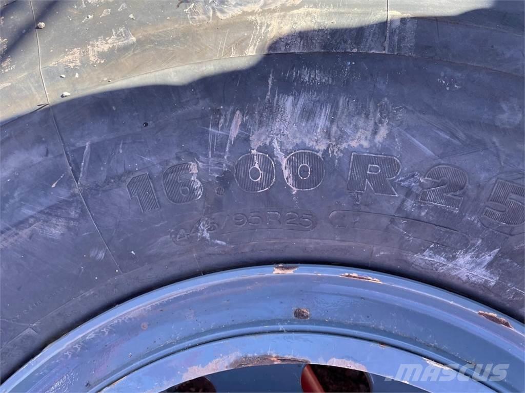 Michelin  輪胎、車輪和輪圈