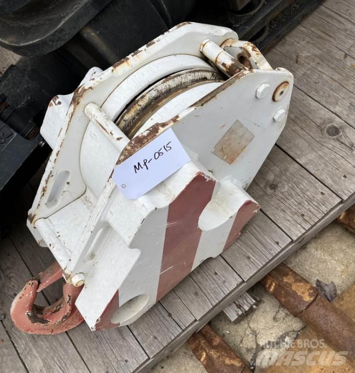 Terex  其他升降機械
