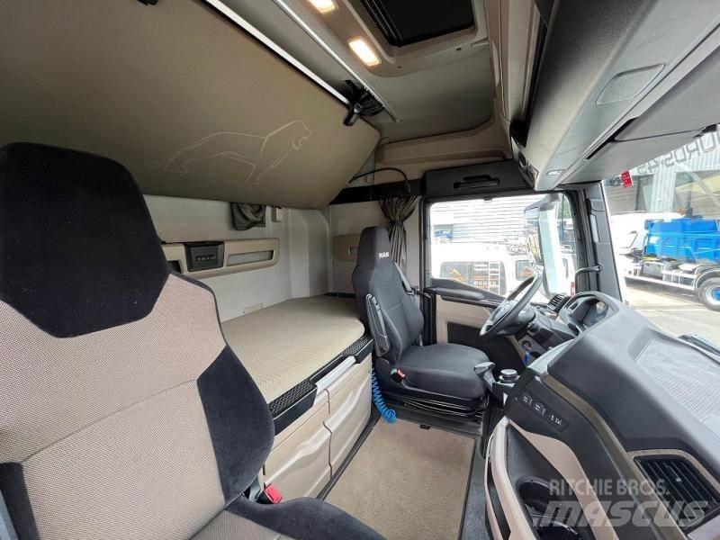 MAN TGX 曳引機組件