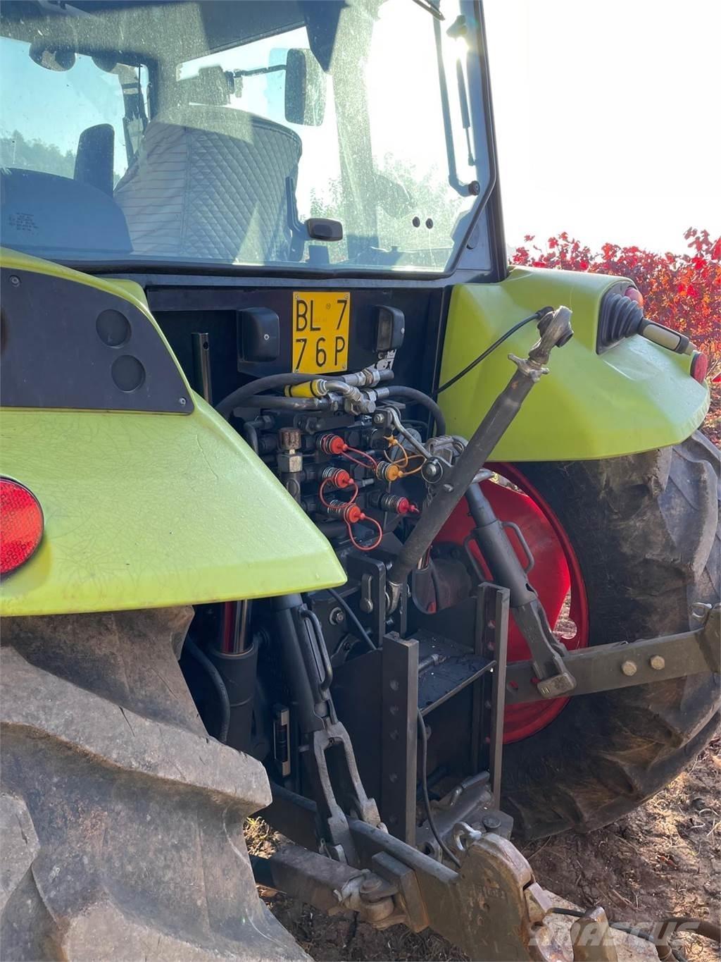 CLAAS AXOS 340 曳引機