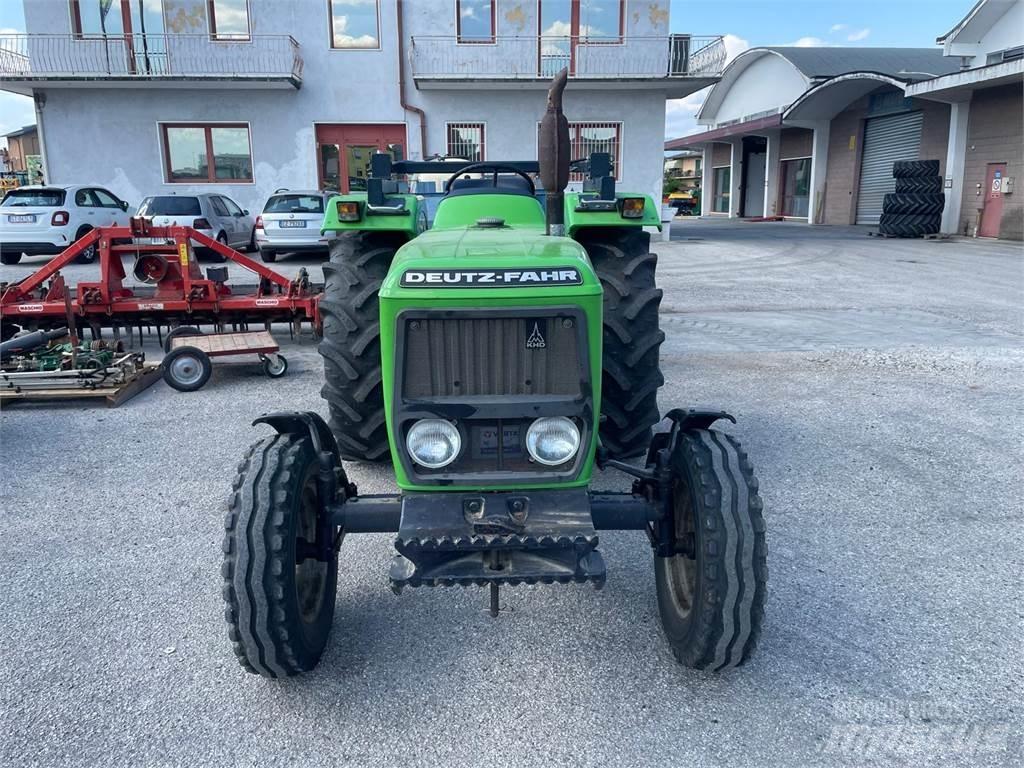 Deutz-Fahr D 45 07 曳引機