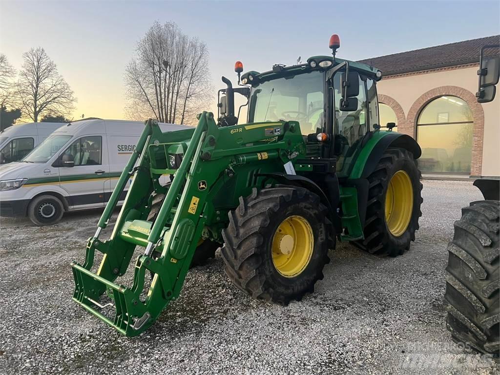 John Deere 6110 R 曳引機