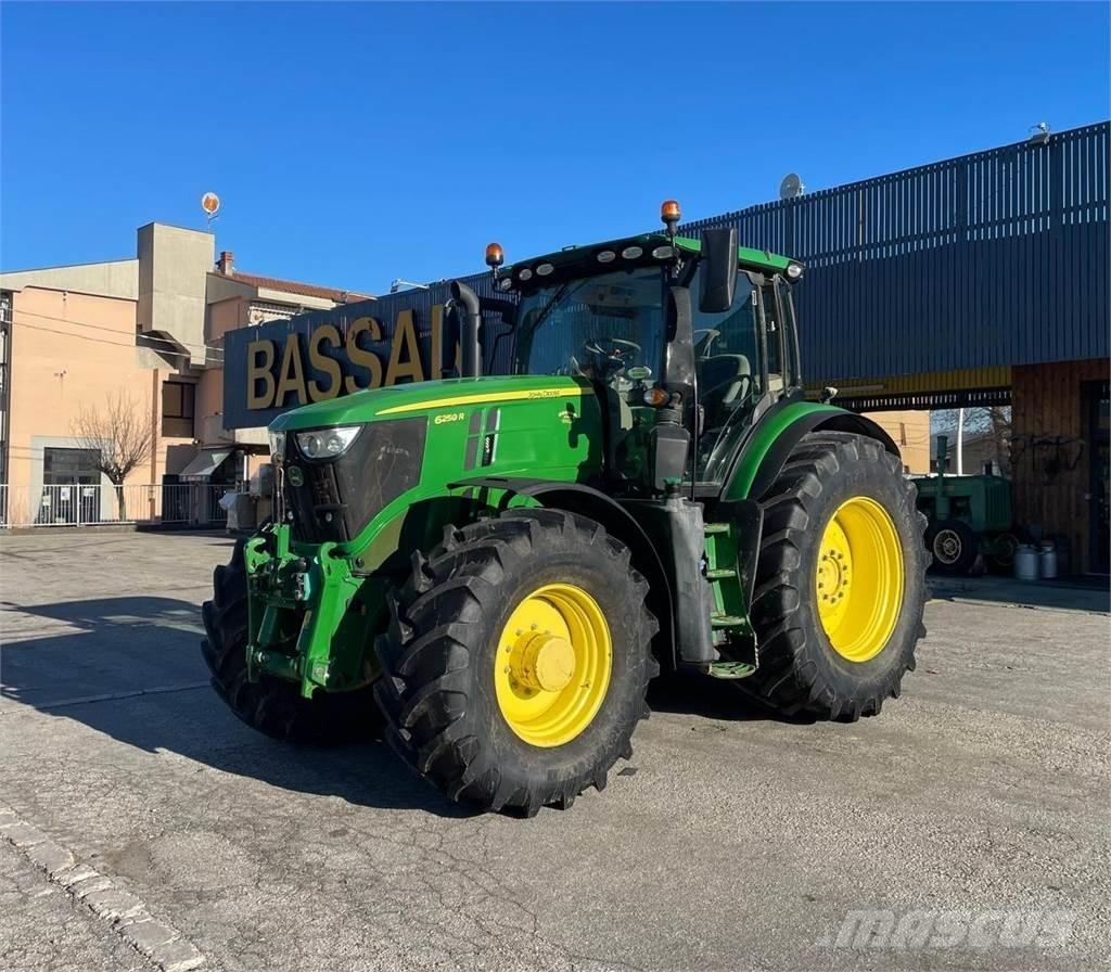 John Deere 6250 R 曳引機