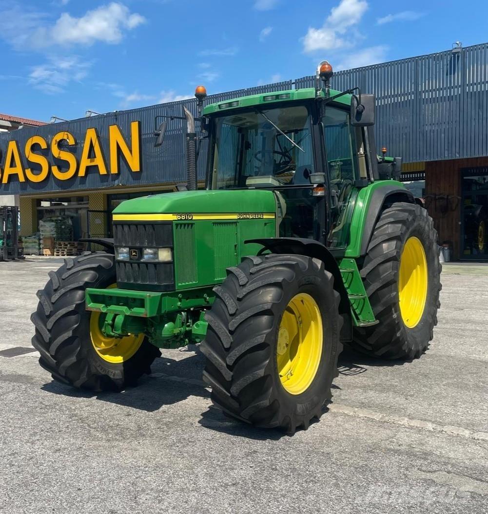 John Deere 6810 曳引機