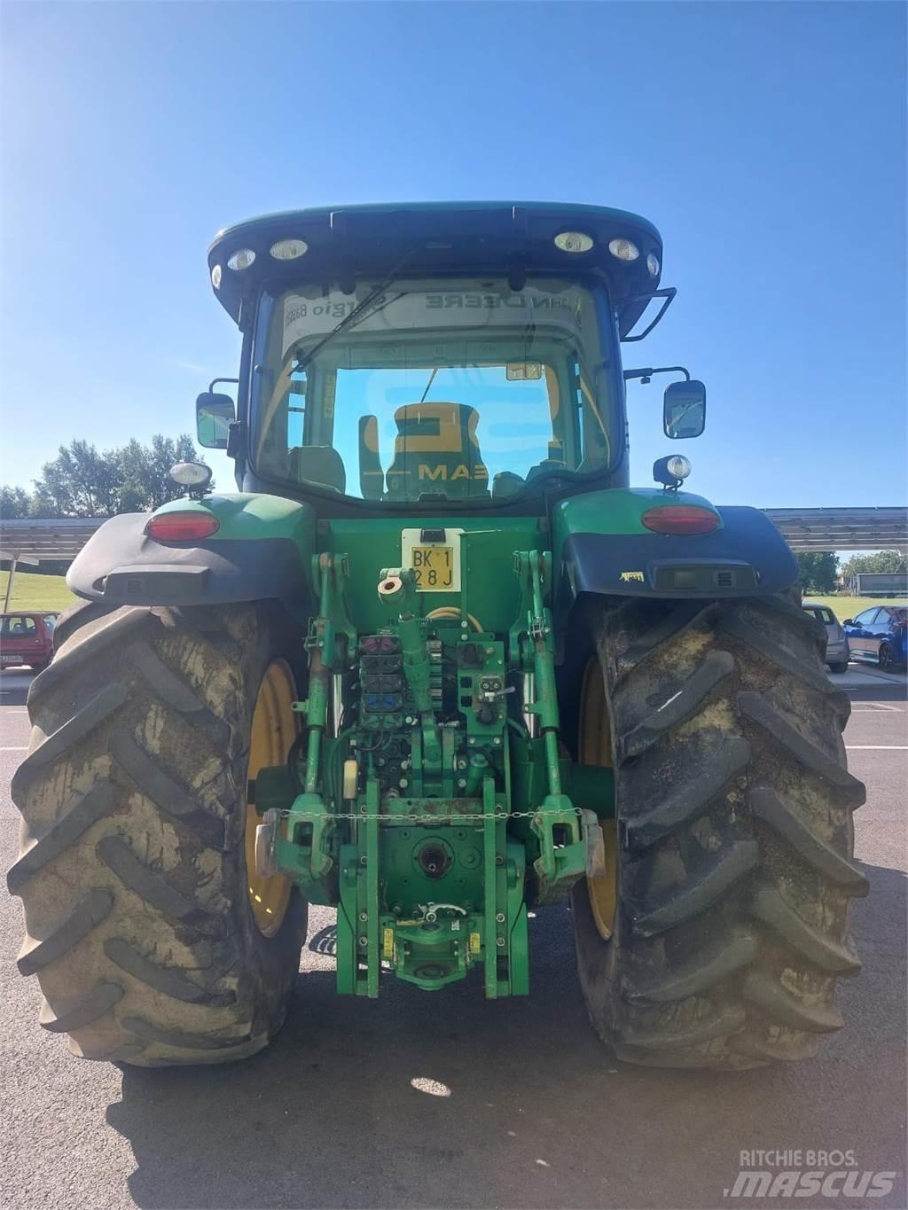 John Deere 7230 R 曳引機