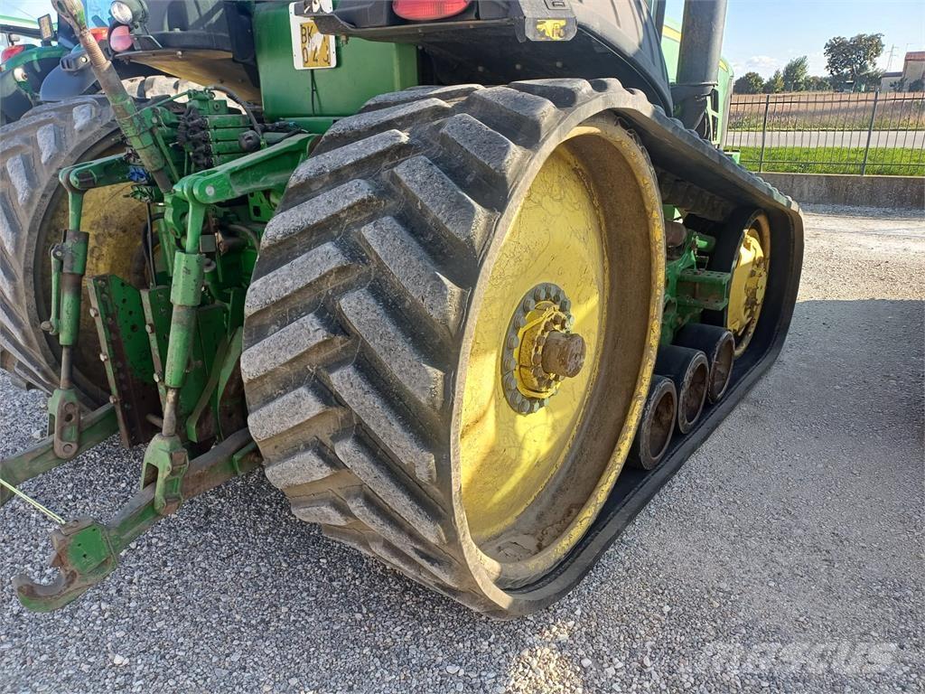 John Deere 8320 RT 曳引機