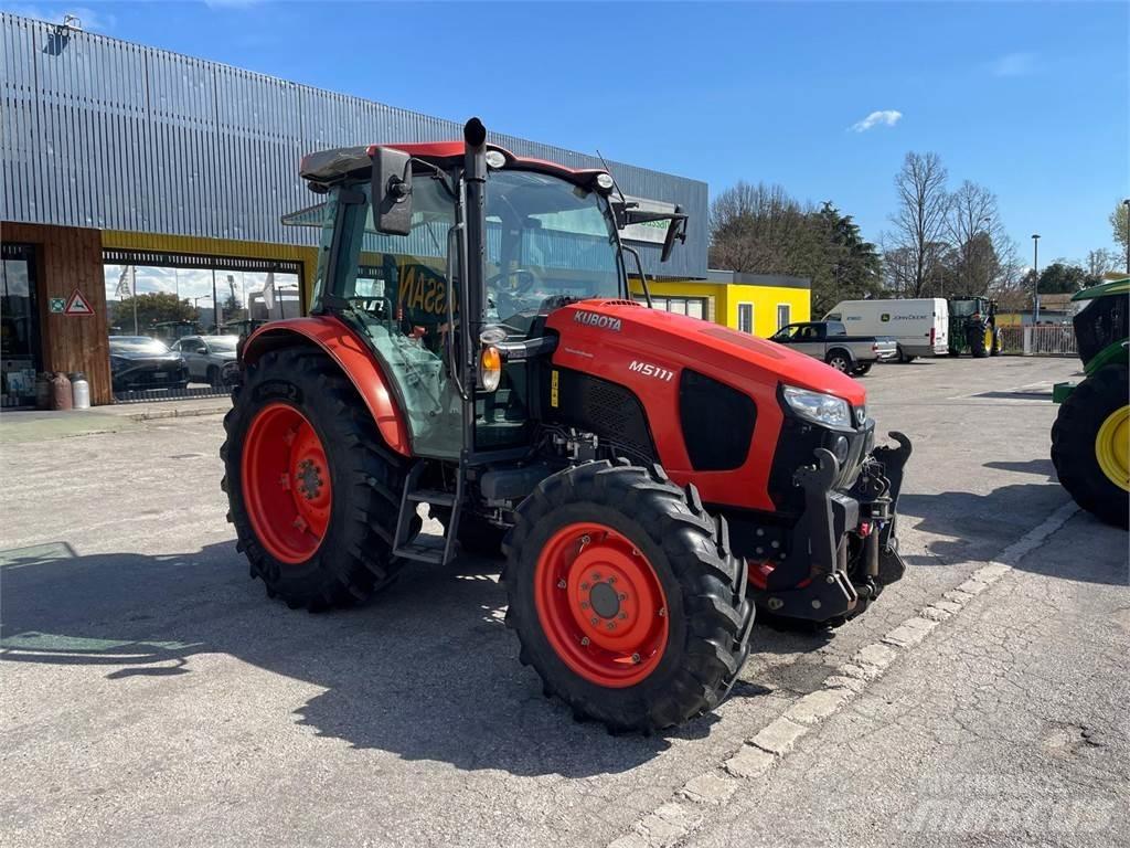 Kubota 5111 M 曳引機