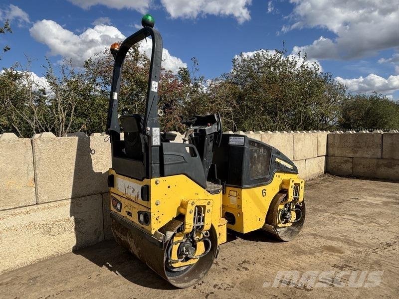 Bomag BW 120 AD-4 雙輪滾壓機