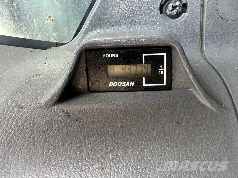 Doosan DX530LC-7 履帶式 挖土機/掘鑿機/挖掘機