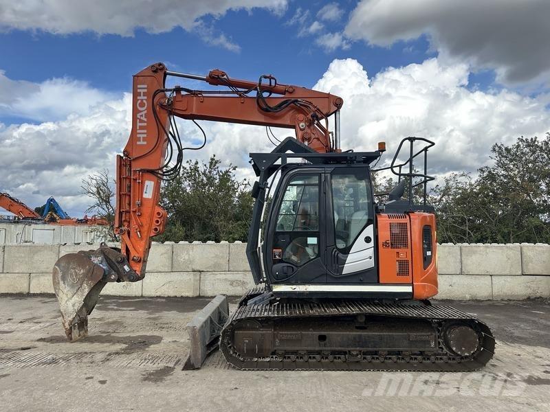 Hitachi ZX135 拆卸式挖土機/掘鑿機/挖掘機