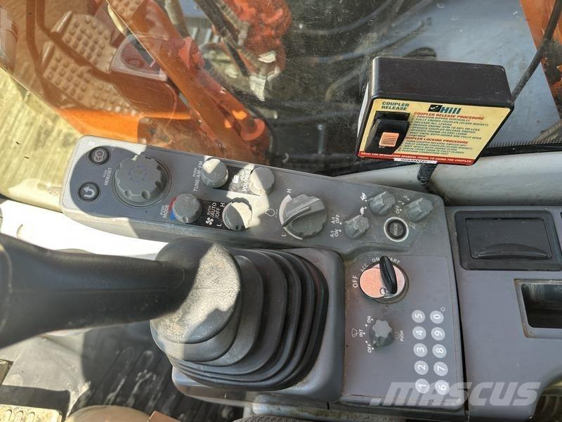 Hitachi ZX210LC-6 履帶式 挖土機/掘鑿機/挖掘機